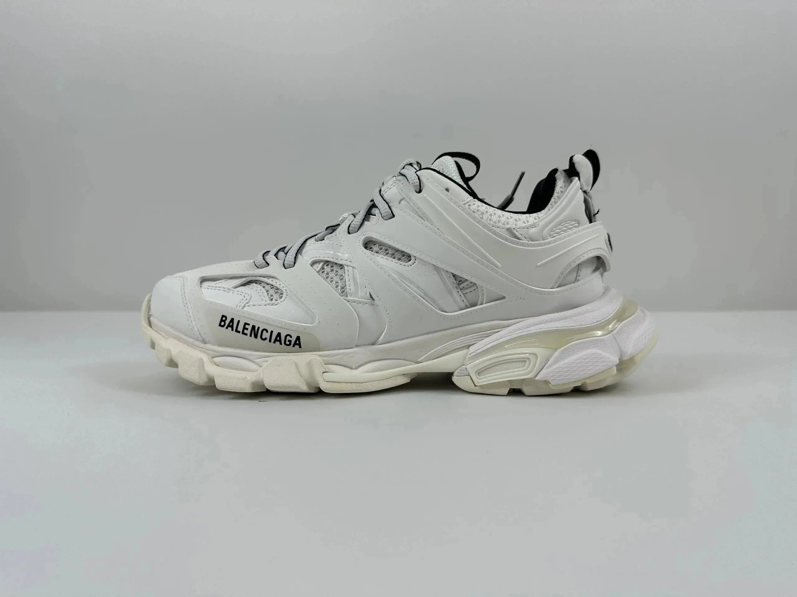 Product view 16