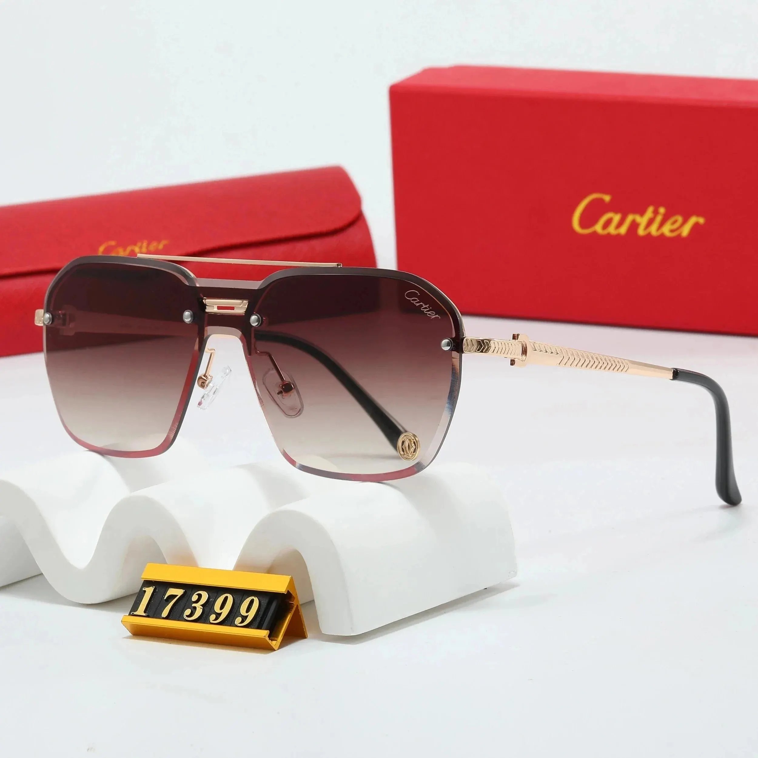 Cartier Sunglasses Black Frame Gradient Gray Lenses Aviator-Style Sunglasses - 9