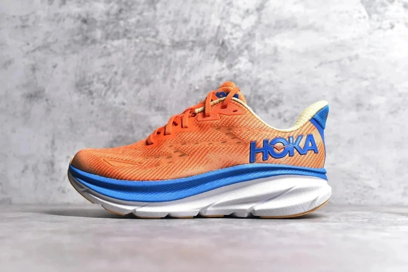 Hoka Clifton 9 Running Shoes [