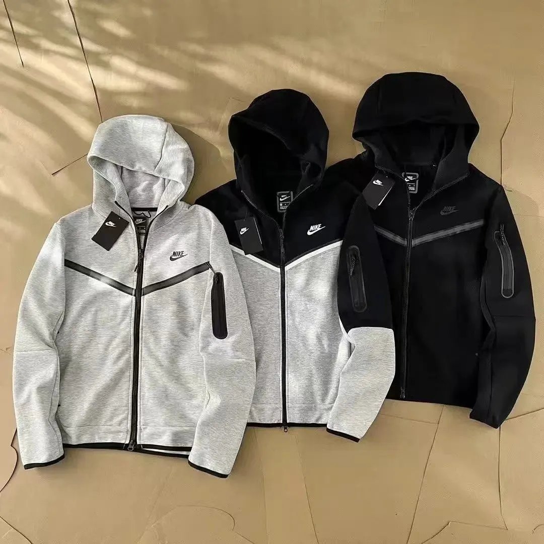 Nike Tech Fleece Hoodie [39 st