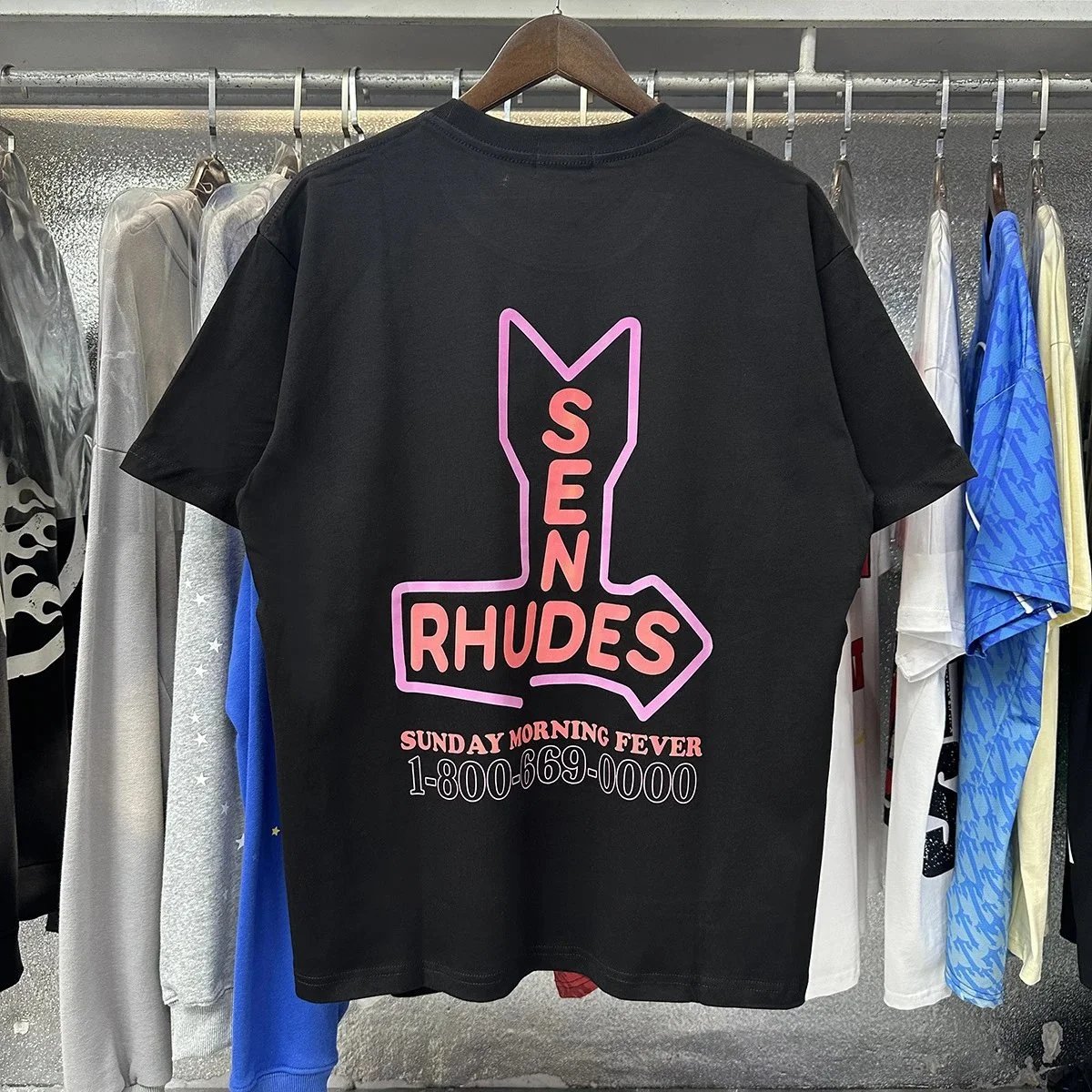 Rhude T-Shirts Hotel Mont Blanc Graphic — 50126 Black