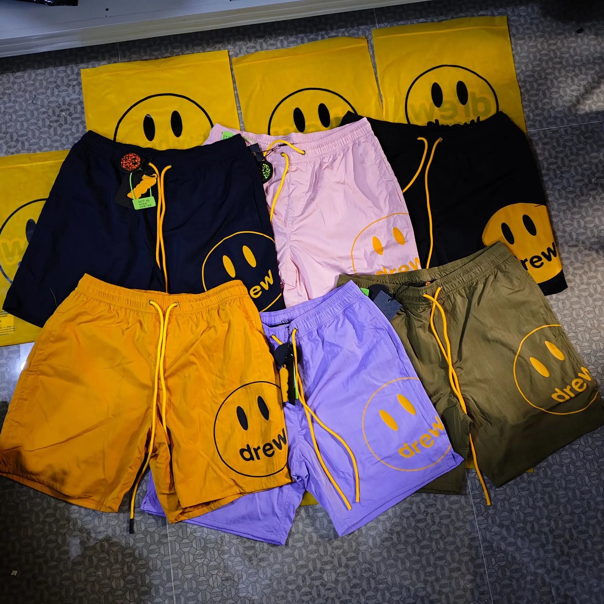 Drew house mascot pool short