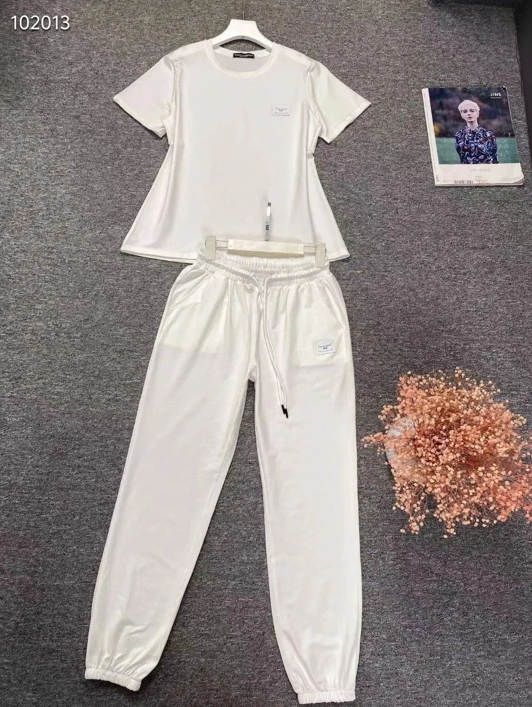 Product view 24