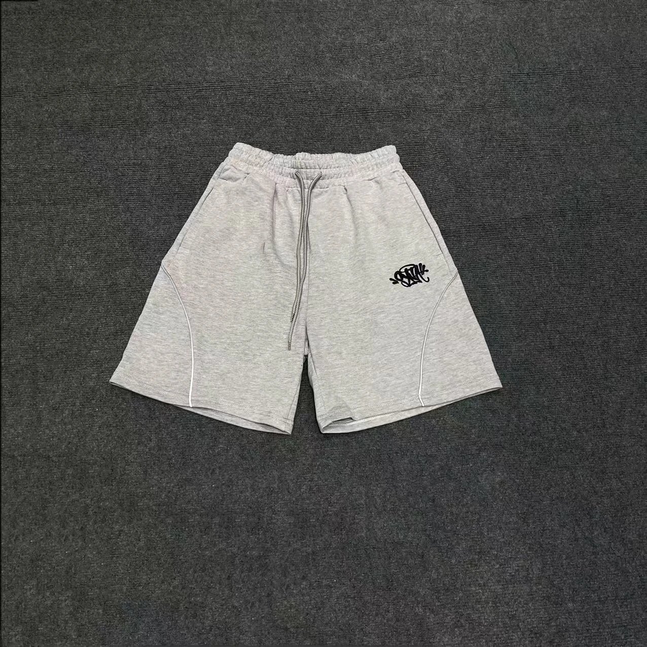 Unbranded Reflective piping graffiti-logo T-shirt and shorts set — Gray shorts