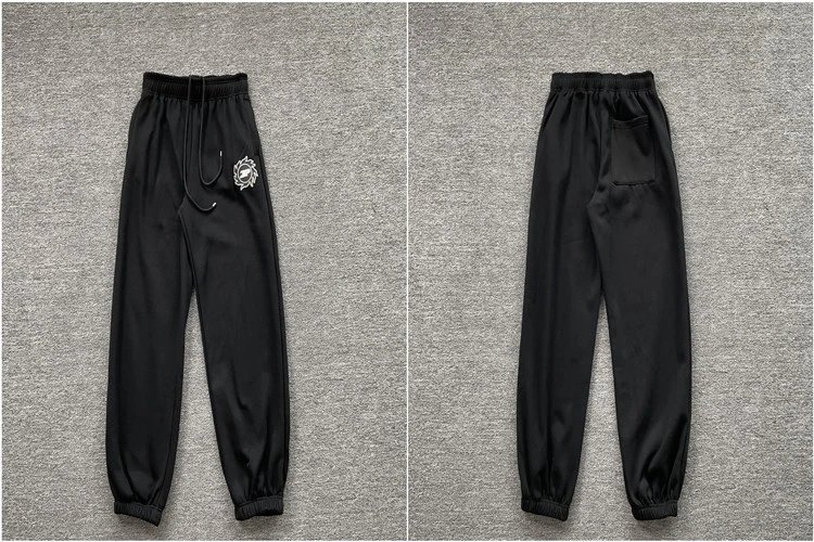 K5228 Black White