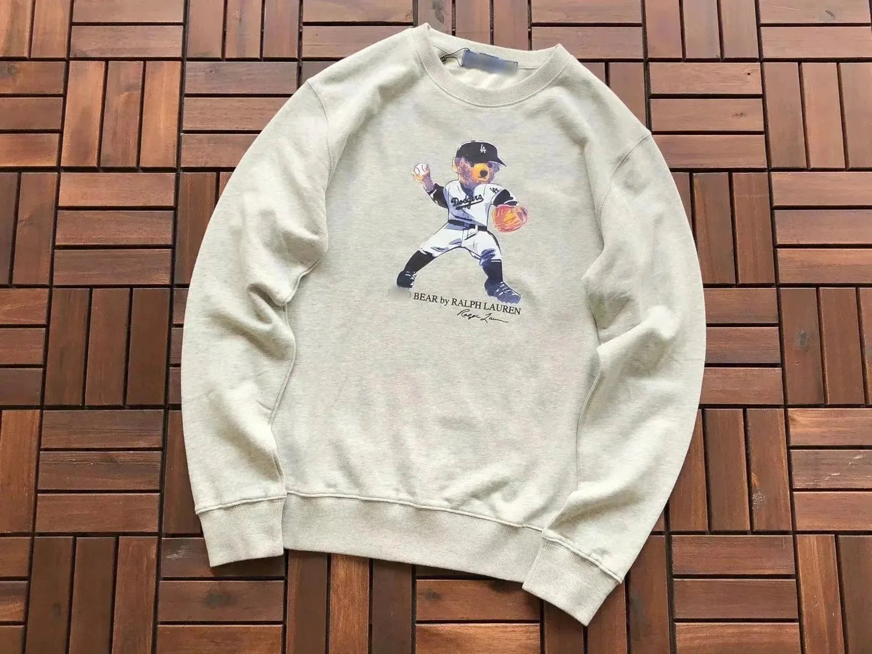 Product view 32