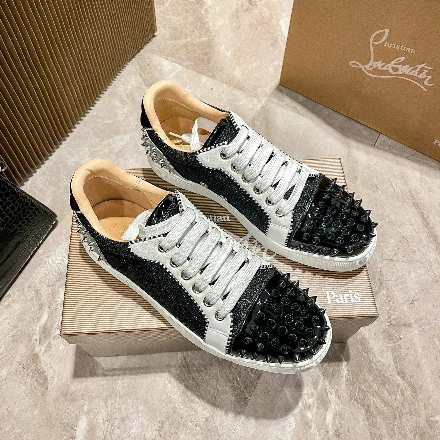 Product view 24