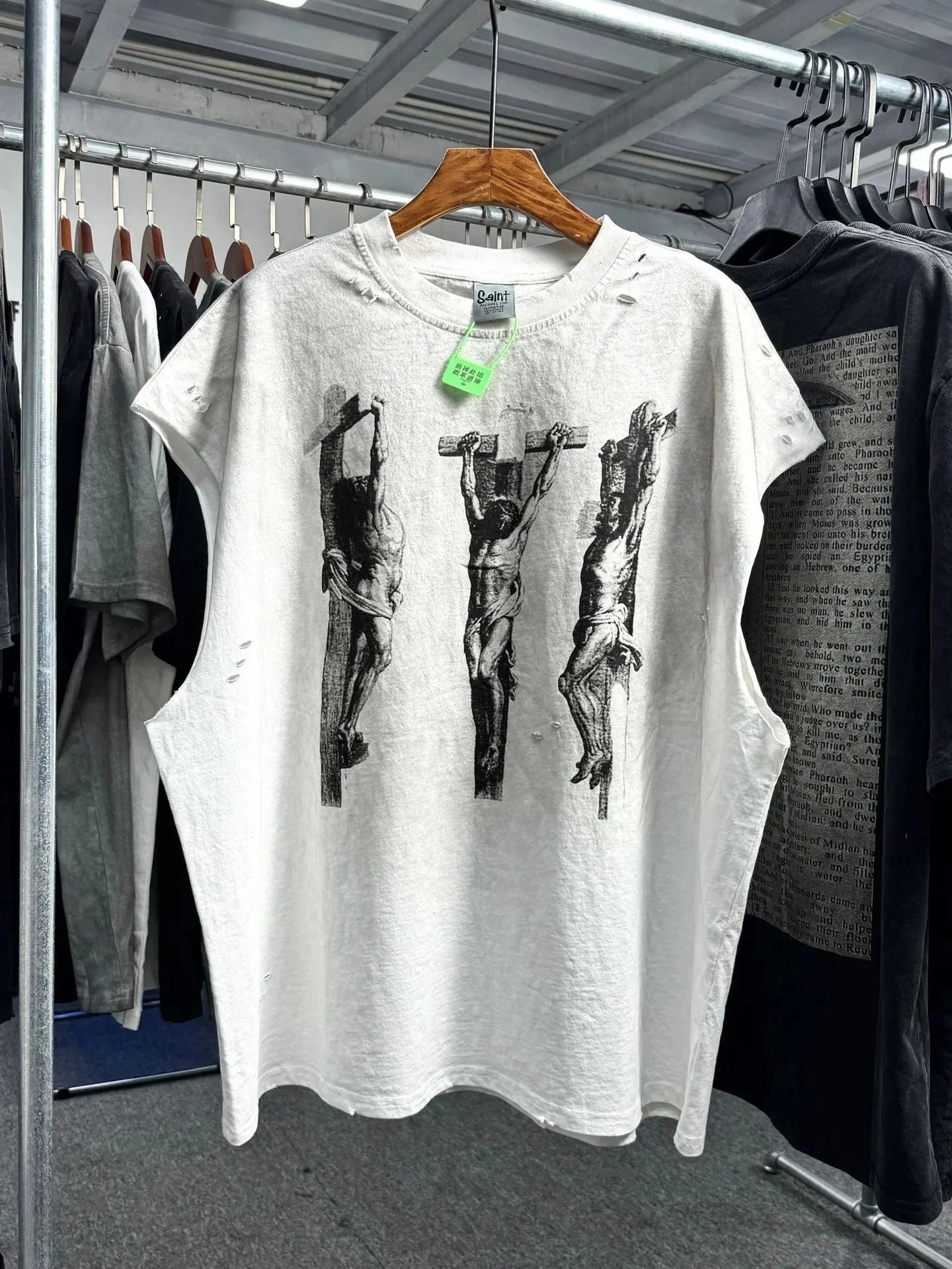 Product view 16