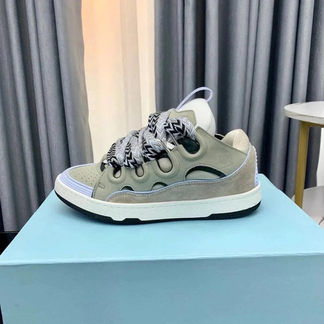 Product view 33