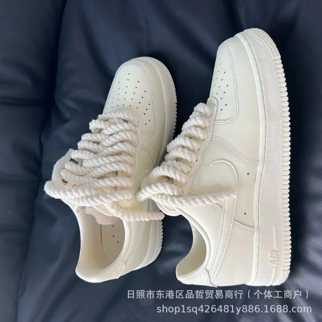 Nike Sneakers Air Force 1 Low with thick rope laces product detail image 4