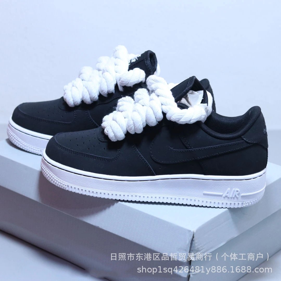 Nike Sneakers Air Force 1 Low with thick rope laces — Oreo