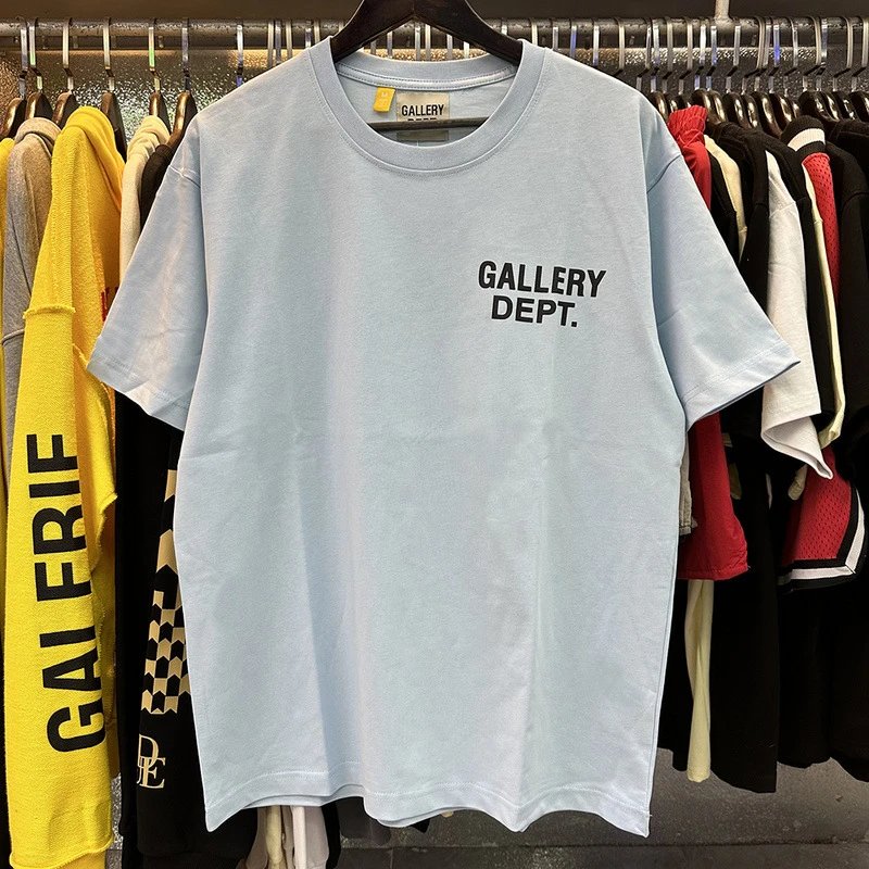 Gallery Dept. T-Shirts Short-Sleeve Graphic Print — 6031 sky blue
