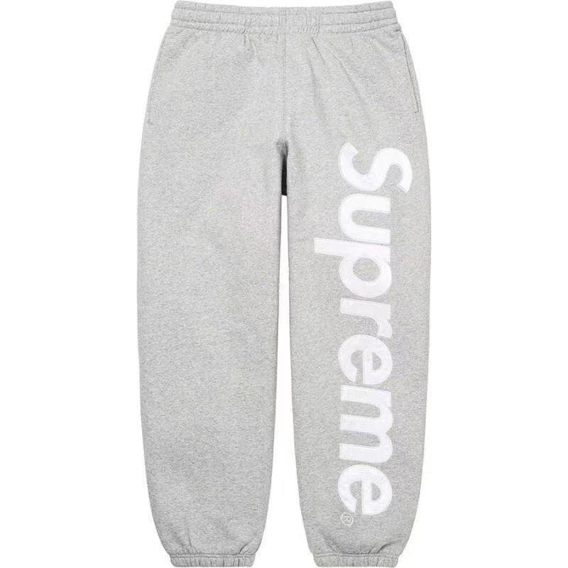Supreme Hoodies & Sweatshirts Pullover hoodie with vertical back logo print — E 550#gray sanitary trousers