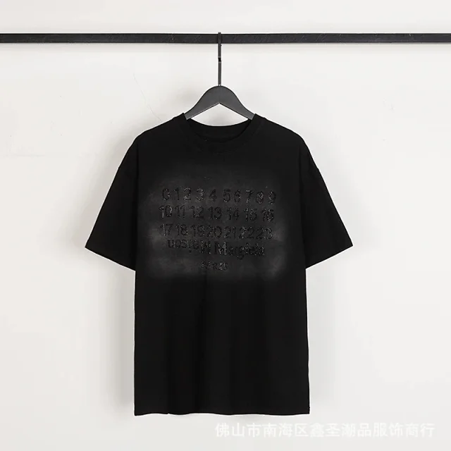 Maison Margiela T-Shirts Short-Sleeve Graphic Print T-Shirt product detail image 47