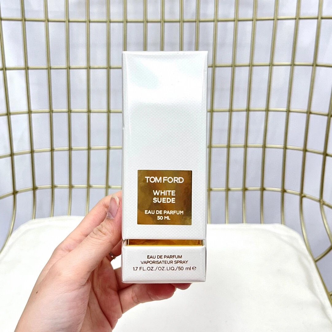 White Bottle White Musk Clear Bottle 50ml