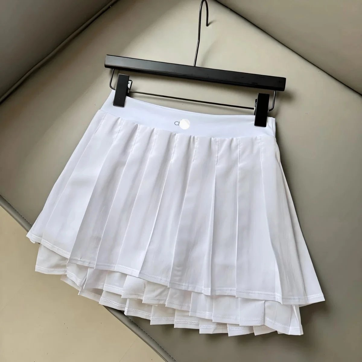 O Skirt Shorts