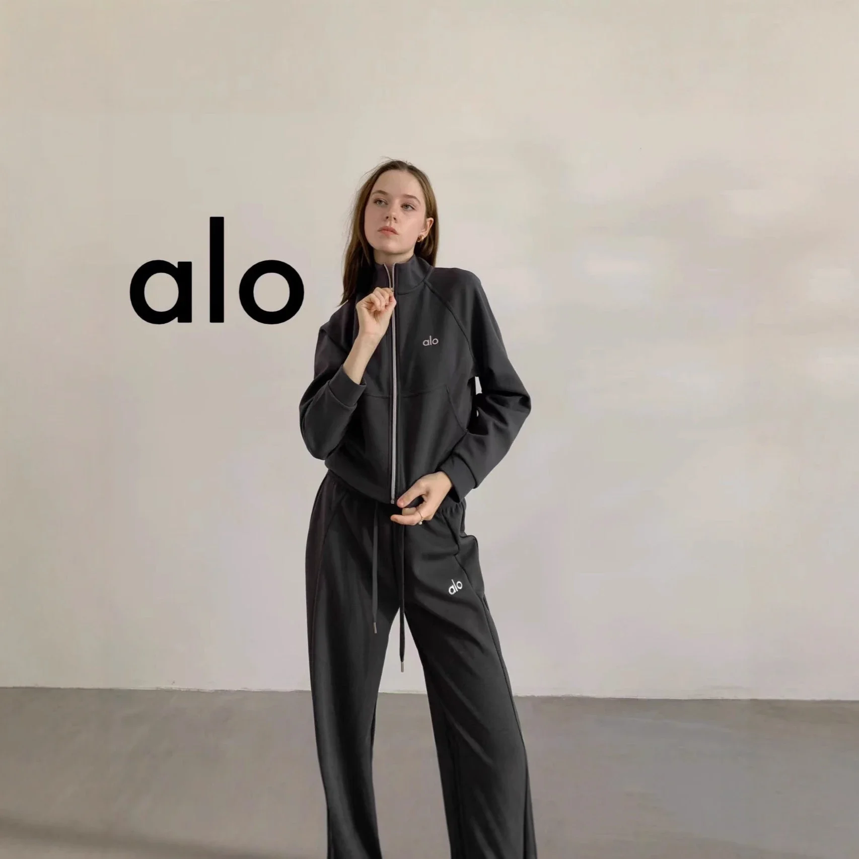 Women's yoga sports coat spring and autumn loose stand-up collar cardigan zipper sweatshirt running fitness yoga clothing top *no quality issues, no reason to return