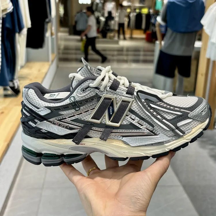 New Putian Shoes Pure Original NB1906R Liquid Silver Cushioning and Wear-Resistant Low-top Dad Shoes Running Sports Shoes for Men and Women *No quality issues and cannot be returned without(pic29) New Putian Shoes Pure Original NB1906R Liquid Silver Cushioning and Wear-Resistant Low-top Dad Shoes Running Sports Shoes for Men and Women *No quality issues and cannot be returned without