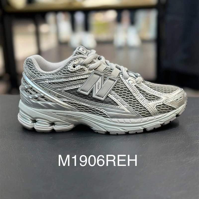 Sneakers from Cupid Reps