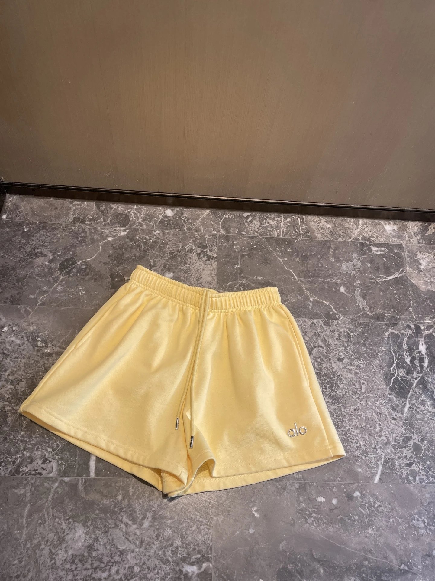 Product view 16
