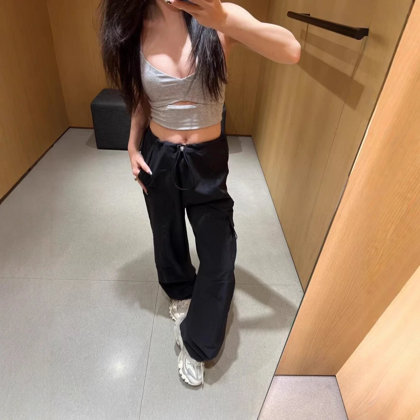 Paratrooper overalls, wide-leg pants, high-waisted casual slimming, lightweight, quick-drying drawstring sports casual trousers * No returns will be accepted without reason if there are no q
