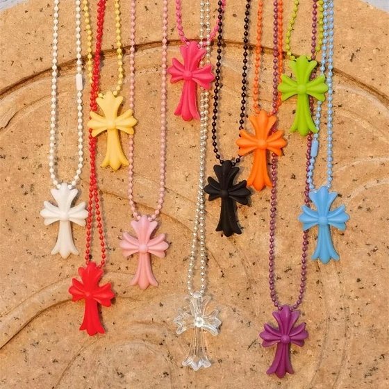 【 DX29-26 】 Trendy and versatile colored silicone cross necklace, retro men's and women's rubber heart lock sword pendant necklace