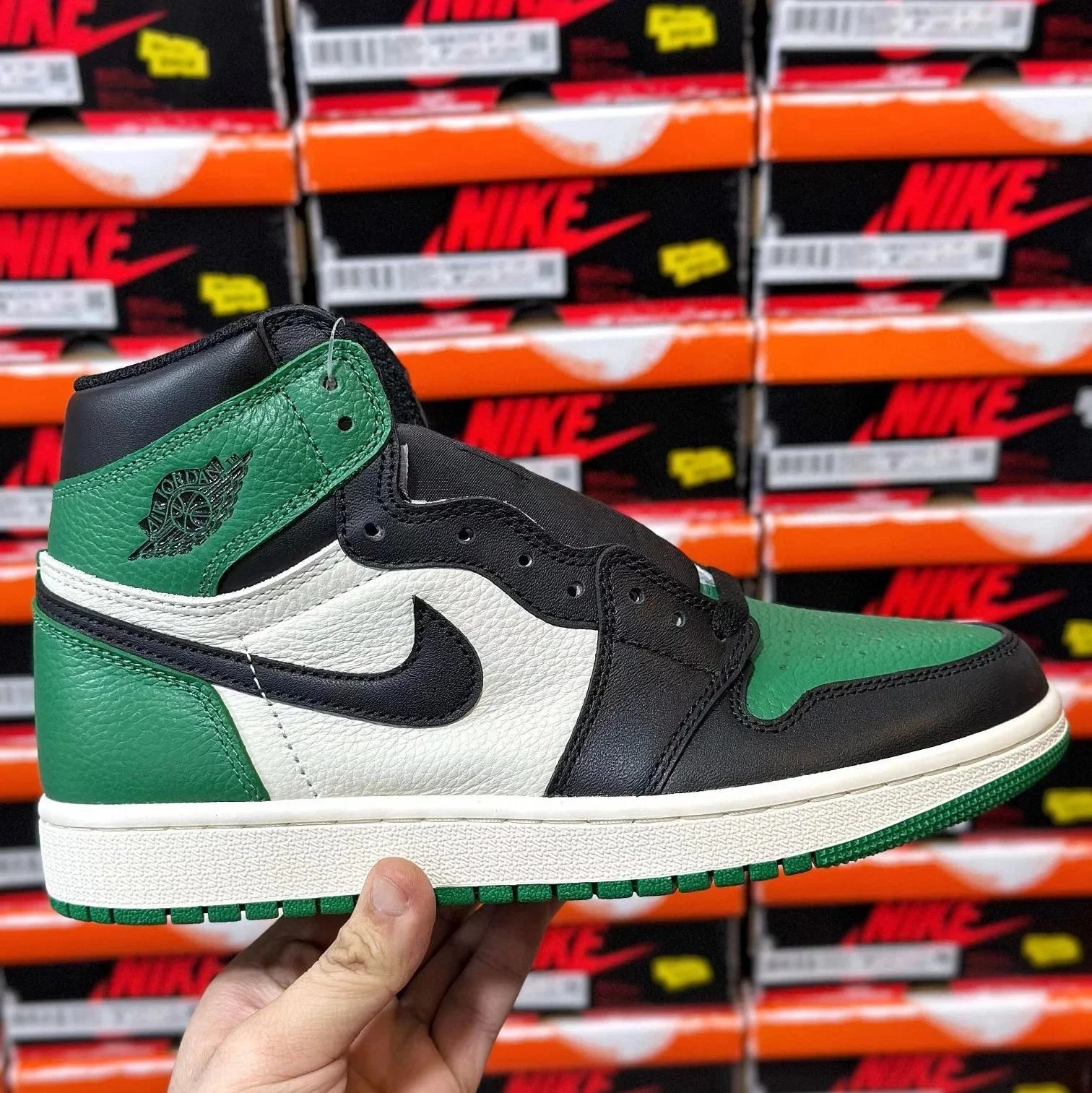 Pine Green Black Green Toe 555088-302