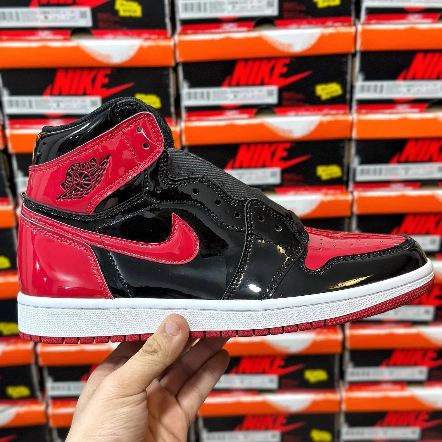 Patent Leather Banned 555088-063
