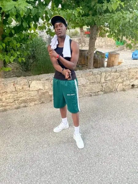 Corteiz Logo Embroidered Black Sweatshorts - 4