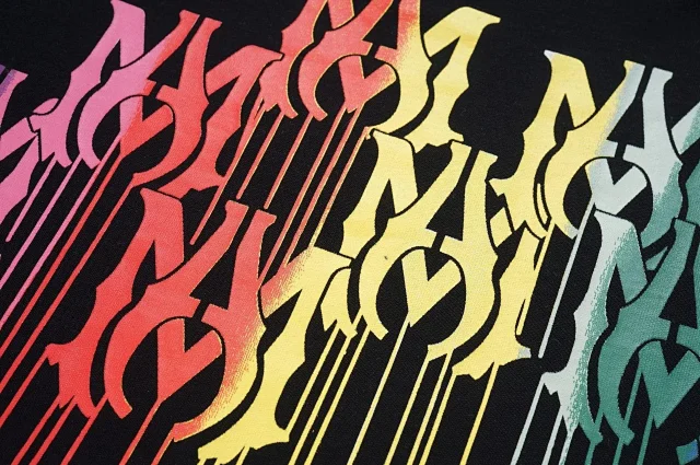 AMIRI T-Shirts Heart Graphic product detail image 13