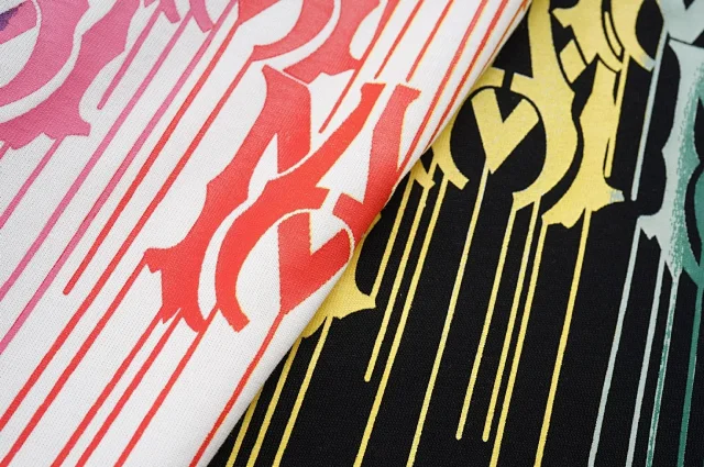 AMIRI T-Shirts Heart Graphic product detail image 11