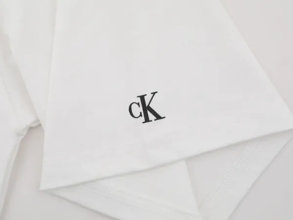 Calvin Klein Distressed Logo Black T-Shirt - 10