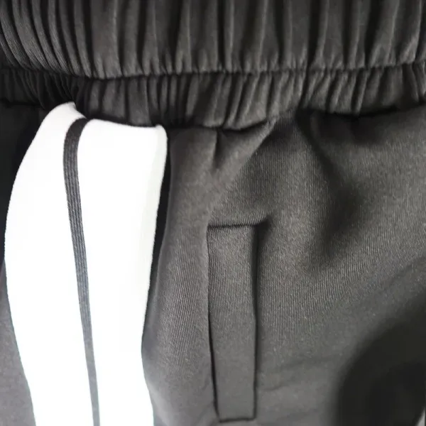 Corteiz Logo Embroidered Black Sweatshorts - 9