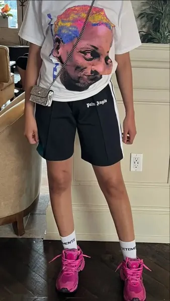 Corteiz Logo Embroidered Black Sweatshorts - 6