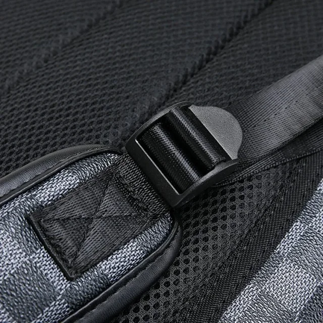 Sprayground Backpacks Shark-mouth graphic backpack product detail image 16