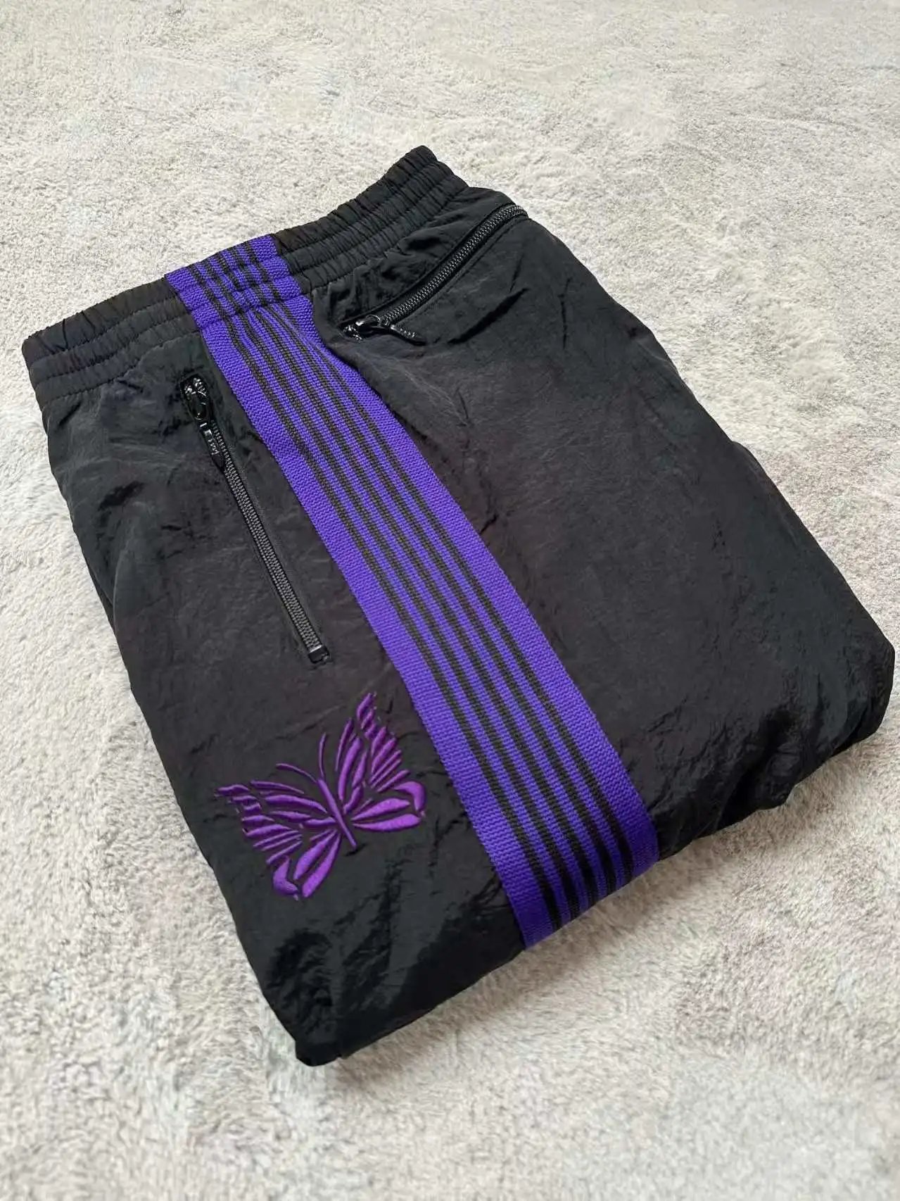 Black pants SKU image
