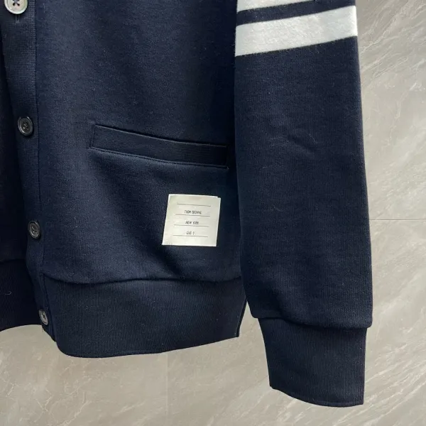 Thom Browne Classic Four-Bar Stripe Gray Cardigan - 24