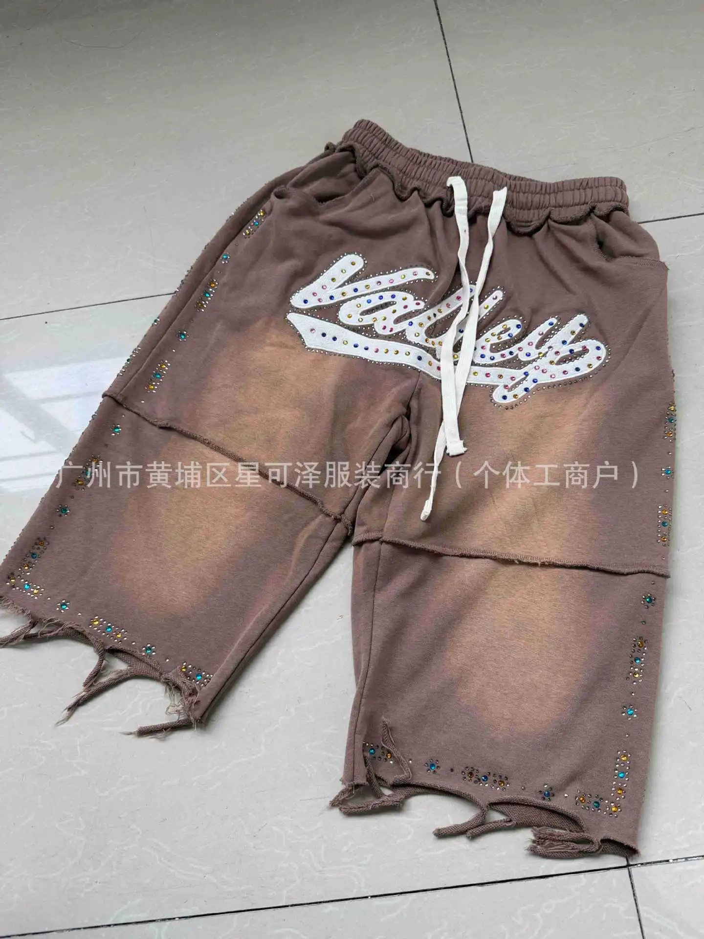 Skittles Shorts/Capri Pants/Brown