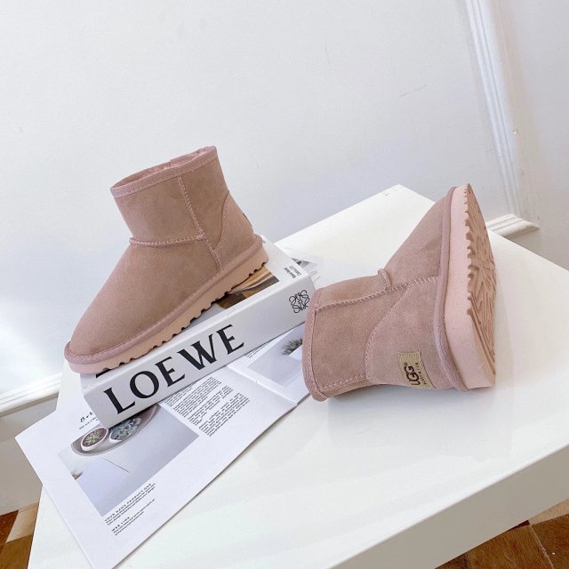 UGG Children's snow boots: seller detail photo 4