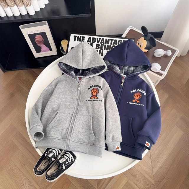 Ape head Children's Hoodie: seller detail photo 1