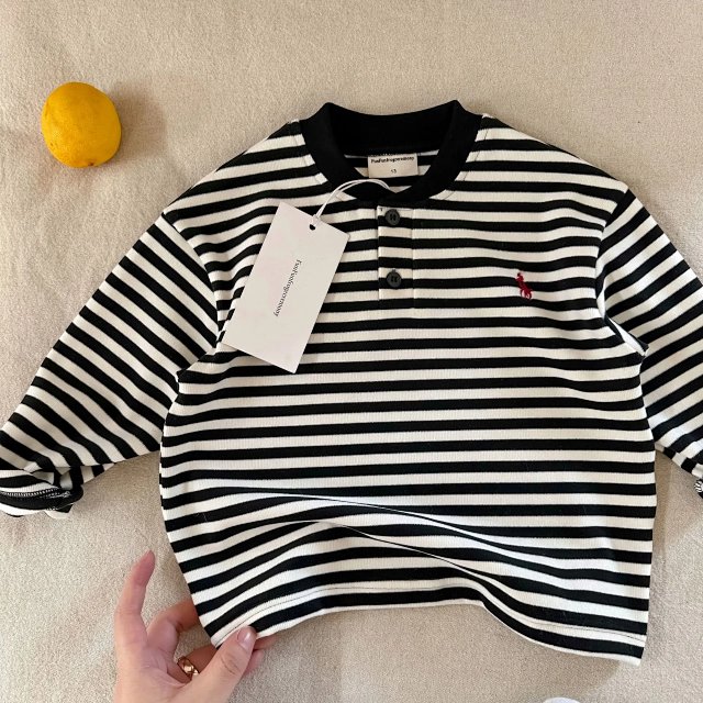Ralph Lauren Children’s Hoodie: seller detail photo 3