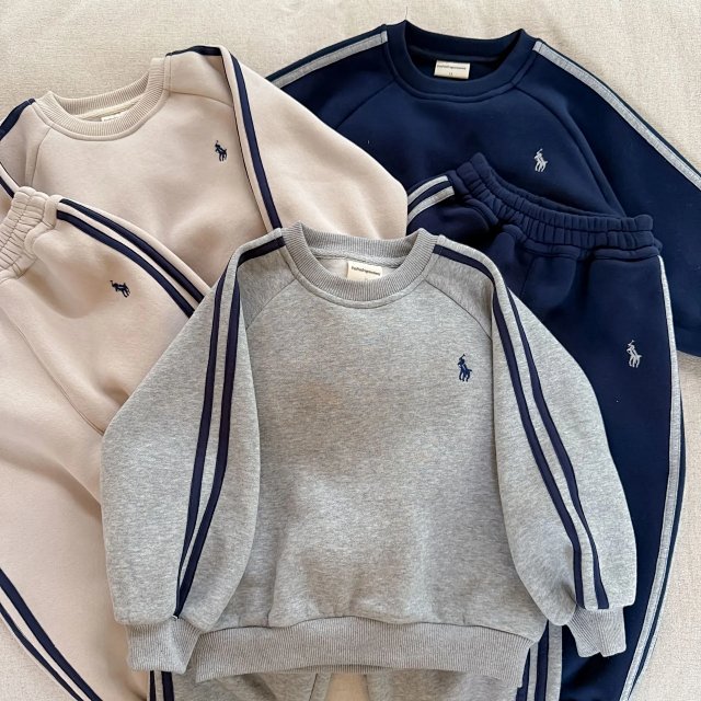 Ralph Lauren Children's Set: seller detail photo 3