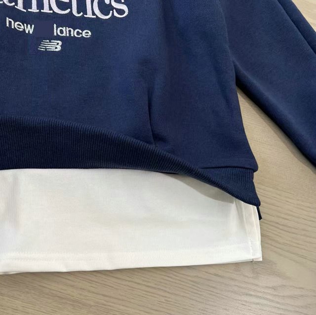 New Balance Children‘s Hoodie: seller detail photo 2
