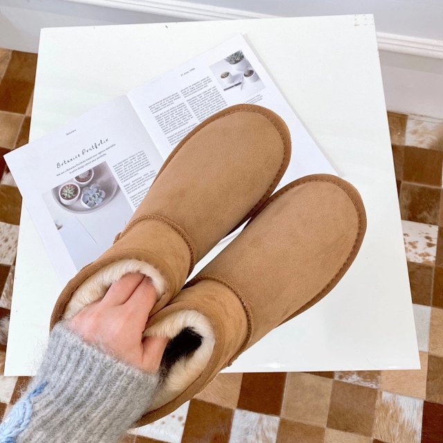 UGG Children's snow boots: seller detail photo 9