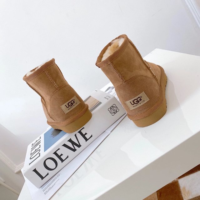 UGG Children's snow boots: seller detail photo 11