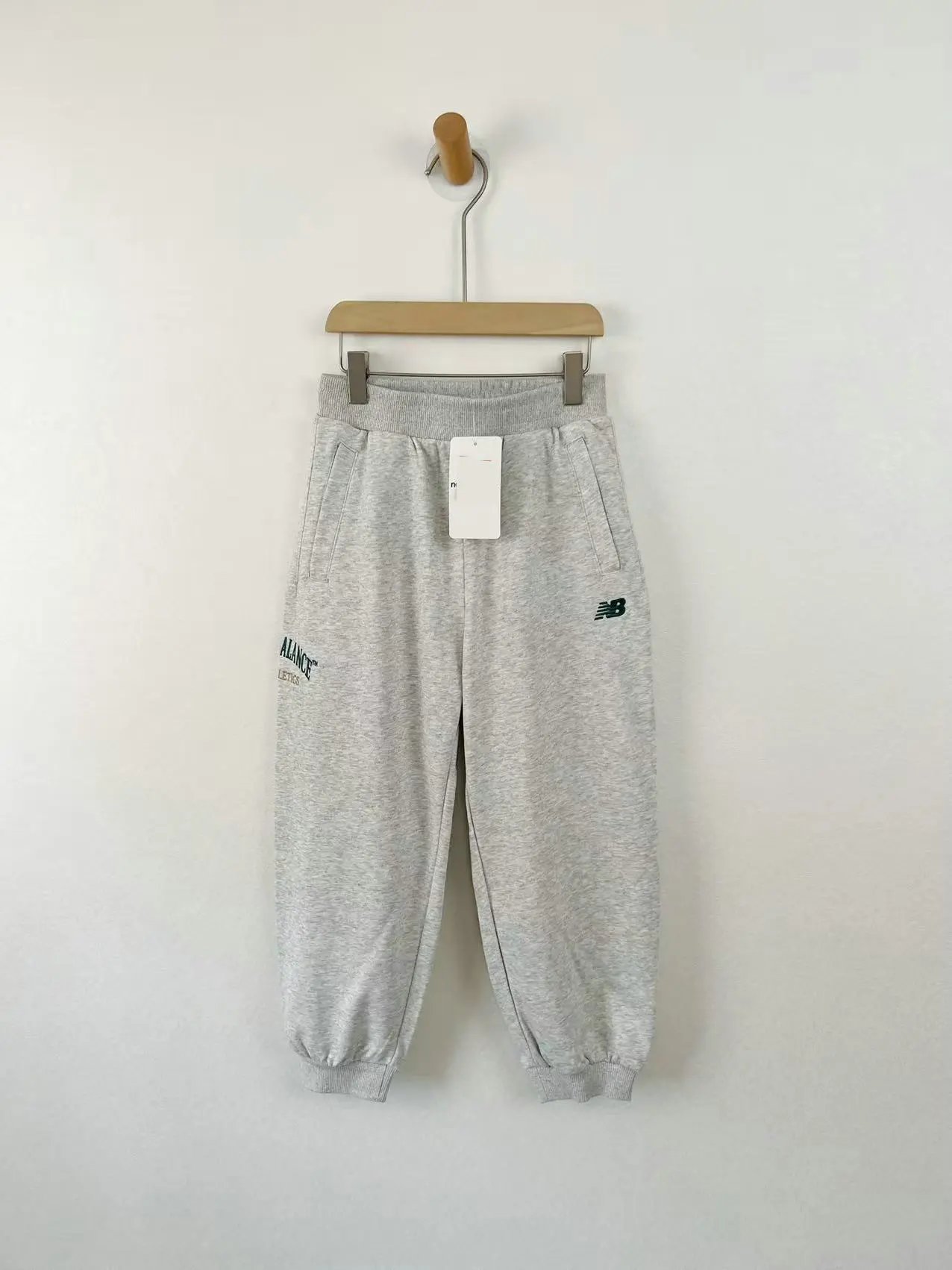 New Balance Children‘s Pants | 1 colorways