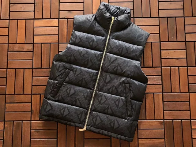 Dior Vests Monogram Quilted Puffer Vest product detail image 9