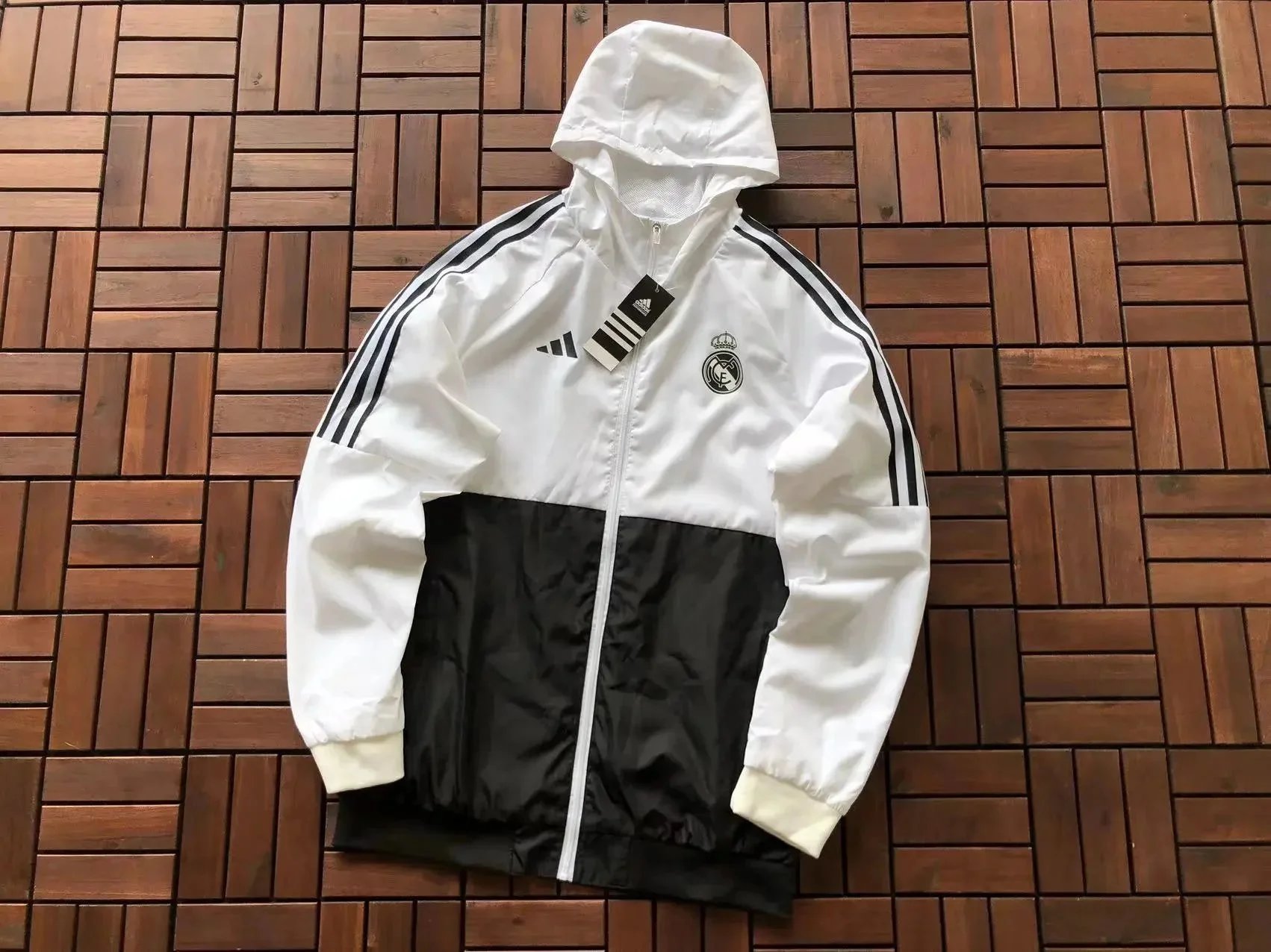 Adidas Jacket - 29/33