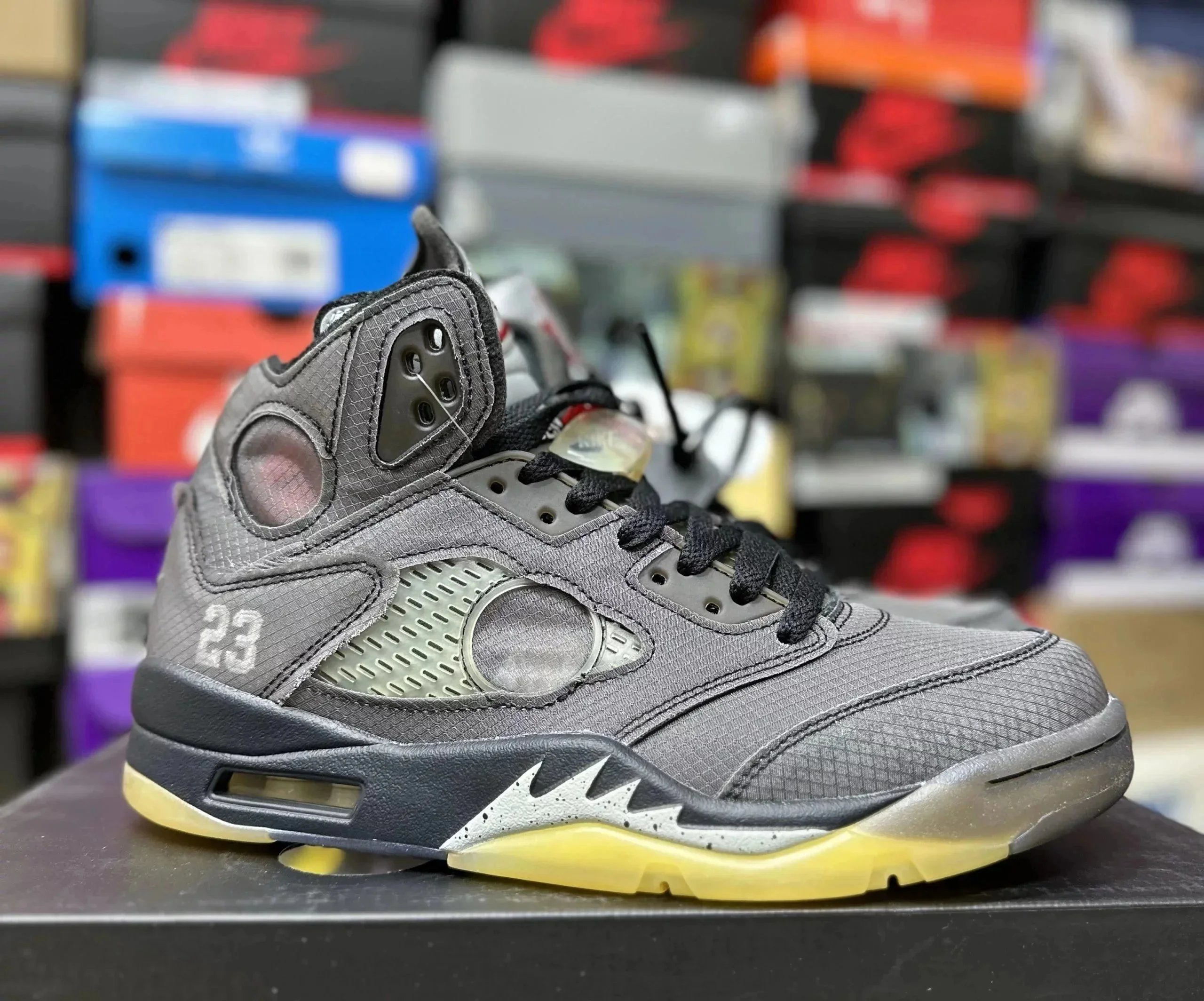 Jordan High-top lifestyle sneakers with 23 detail