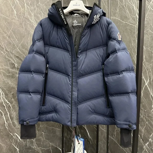 Moncler Down Jackets Hooded quilted puffer jacket product detail image 6